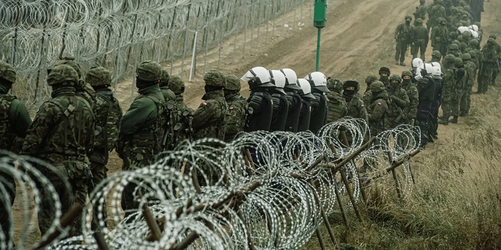 Підвищена пильність: Польща та Балтія готуються до гібридних атак РФ