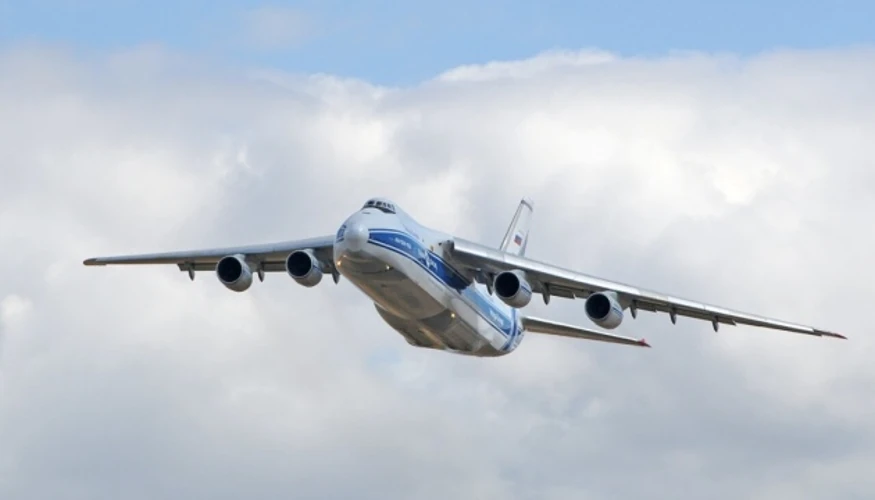 Хто вирішує долю Ан-124 у Торонто: сторони справи та їхні ролі