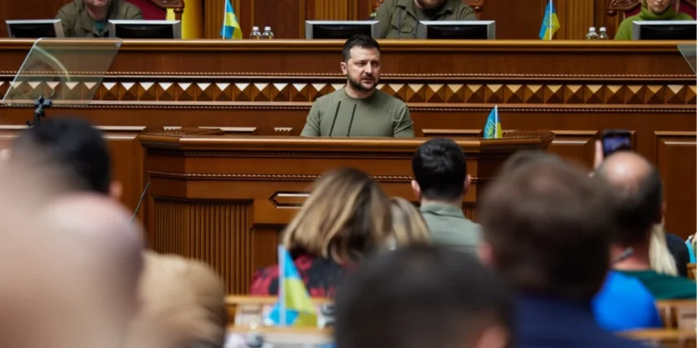 Парламент не отримав подань на очільників Міноборони та МЗС
