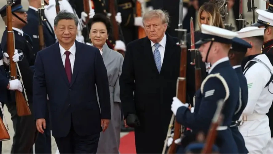 Сі Цзіньпін та Дональд Трамп (зображення за матеріалами Associated Press)