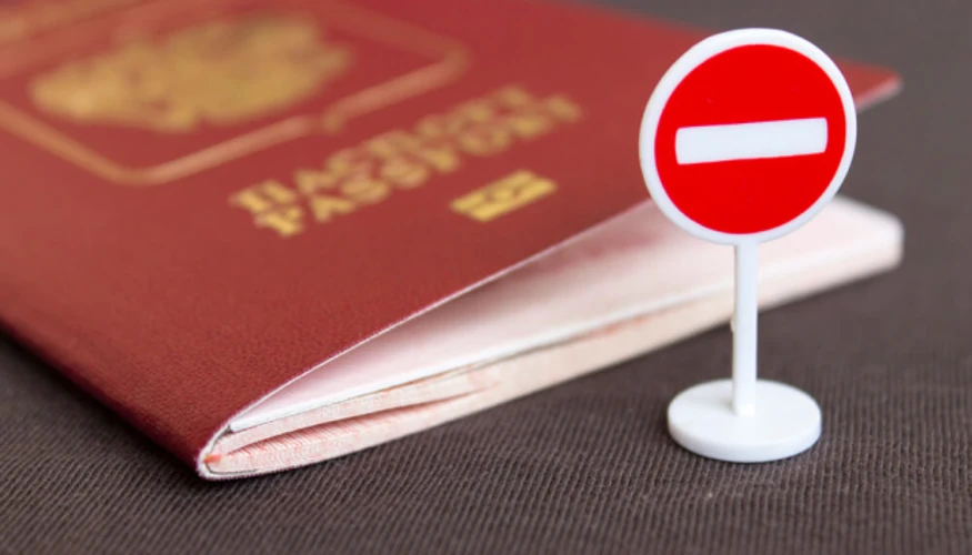 478 тис. віз, засідання 12 жовтня та січнева пропозиція: календар візових змін ЄС для росіян