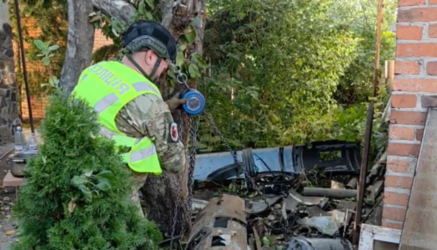 У Києві вибухотехніки знешкодили частину дрона, яку знайшов 14-річний підліток